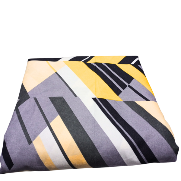 Gold Black Illusion 6by6 Bedsheet - Image 3
