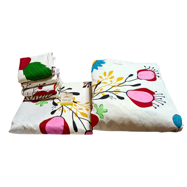 Duvet Cover Set: Cream Flowers 6by6