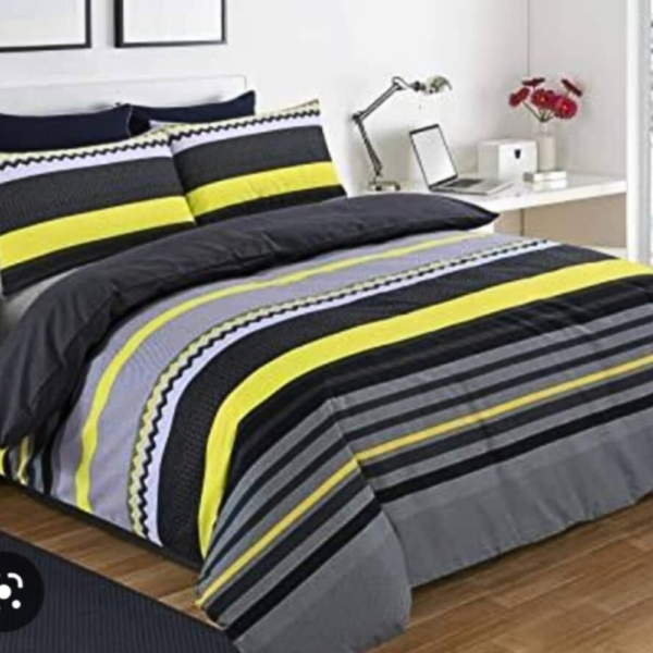 Grey Yellow Waves 4by6 Bedsheet - Image 5