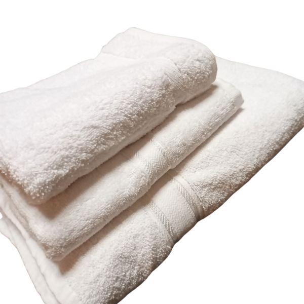 3 Pieces White Towel Set - Image 2